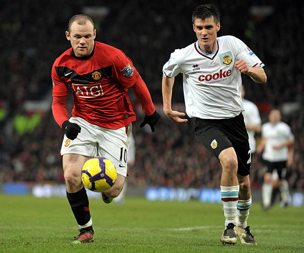 对比此前亚 对比此前亚