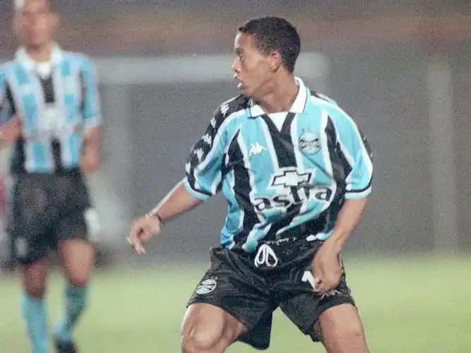 在进攻端连 在进攻端连